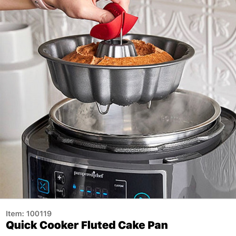 Quick Cooker Fluted Cake Pan